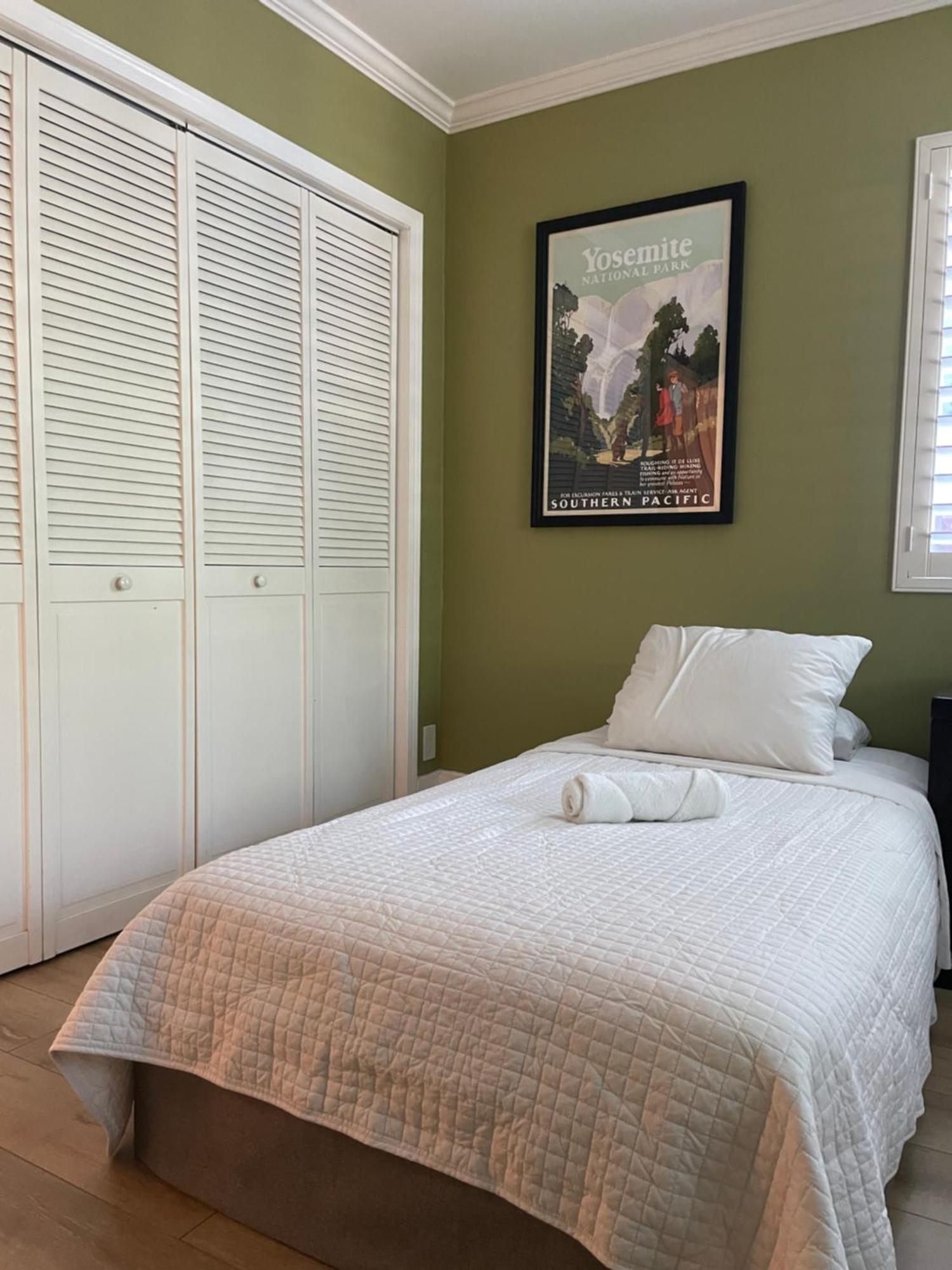 Private Room In Los Angeles With Wifi And Ac And Private Fridge!!! Exterior foto